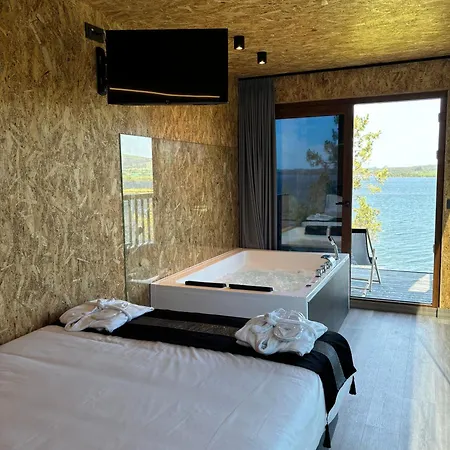 Air Fervenza Деревянный коттедж Думбрия