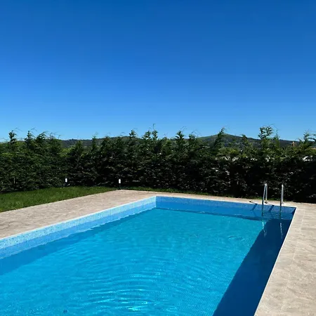 Air Fervenza Деревянный коттедж *